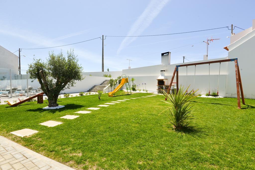Holidays Nazare Apartment Exterior foto